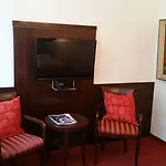 ホテル グラウプナー